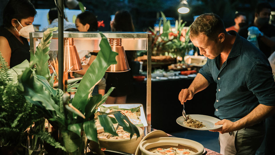 Tropical Buffet | Experience a Gourmet Dining at Home